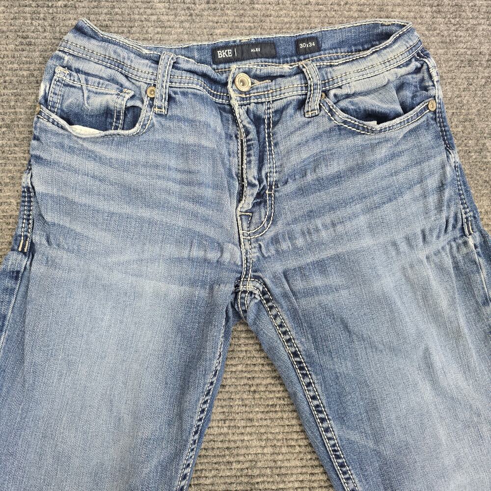 BKE Alec Jeans Mens 30x34 Blue Straight Stretch Denim Medium Wash Buckle - Picture 4 of 8